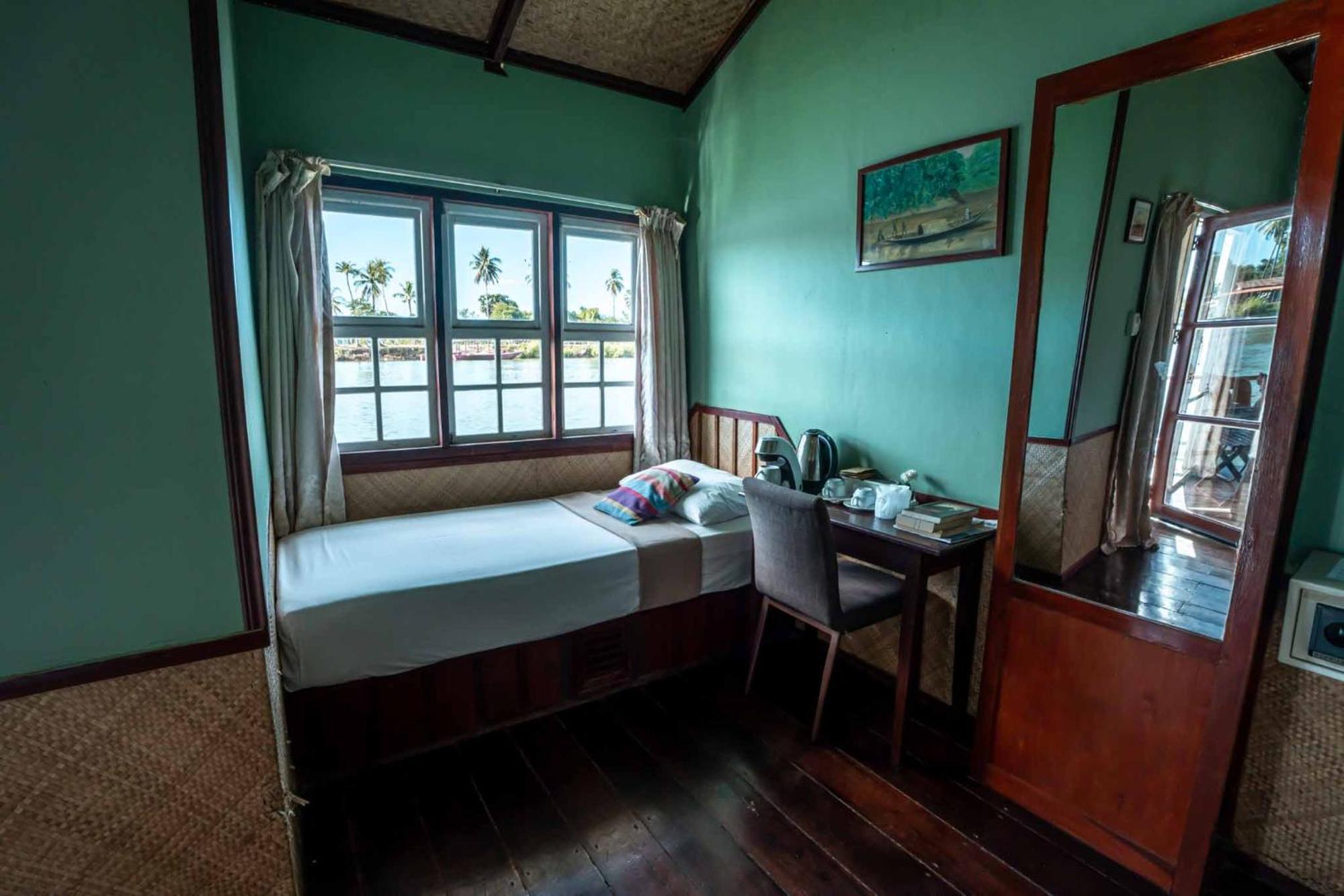 Sala Done Khone Hotel Ban Khon Екстер'єр фото