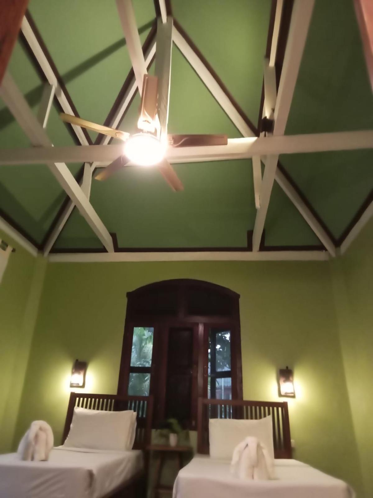 Sala Done Khone Hotel Ban Khon Екстер'єр фото